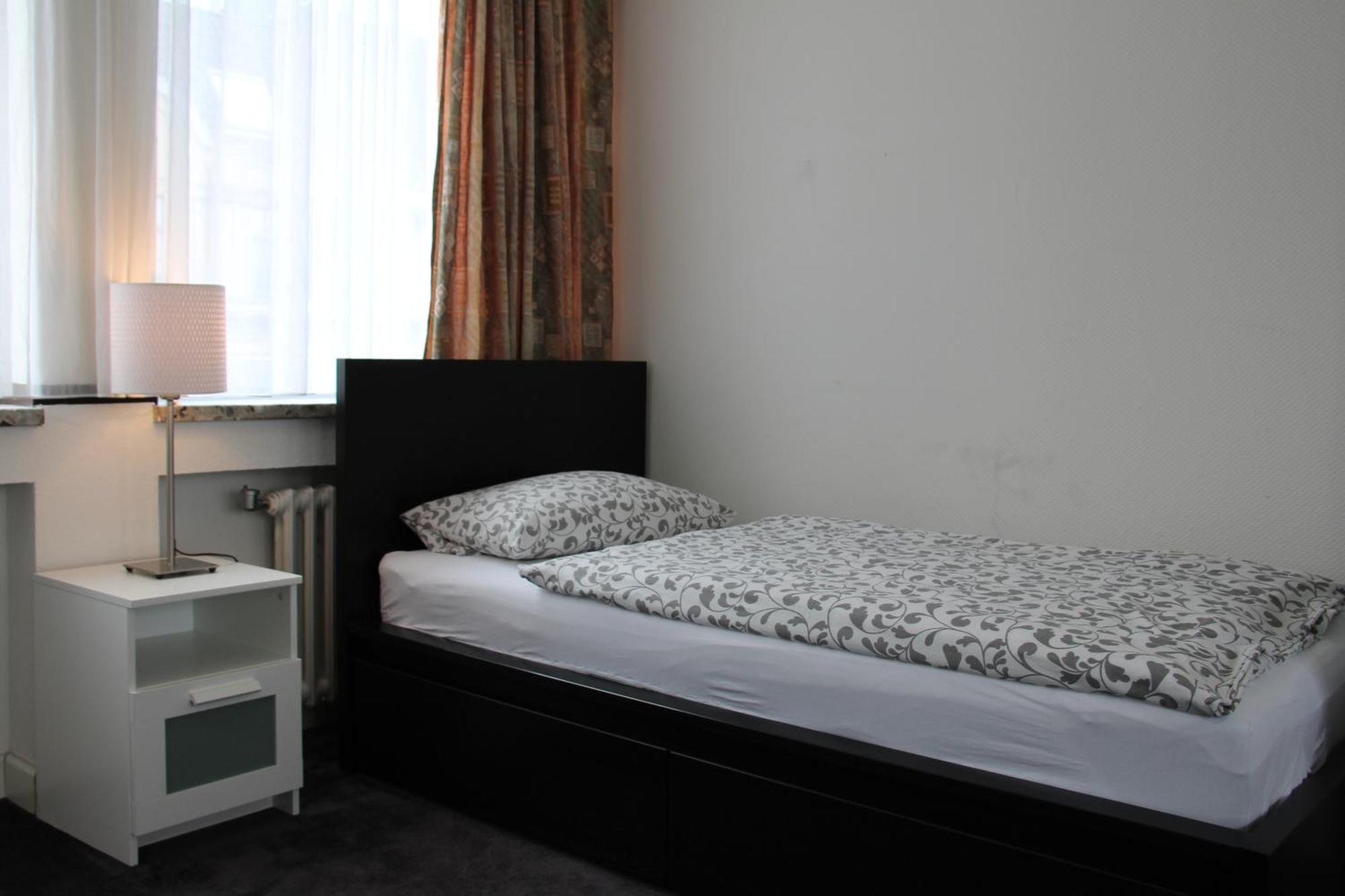 Bayrischer Hof Krefeld Kamer foto